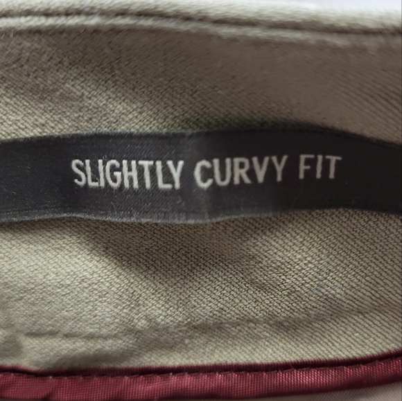 Eddie Bauer Womens Slightly Curvy Fit Khaki Pants - Size 6 - Picture 7 of 15